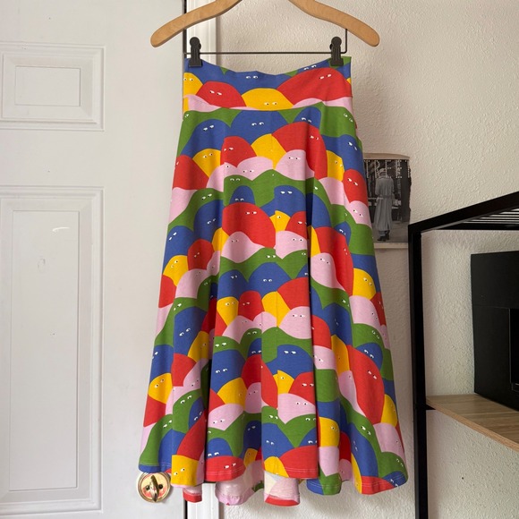 Nooworks Dresses & Skirts - NOOWORKS multicolor rainbow cotton Lycra knit printed pull on midi skirt